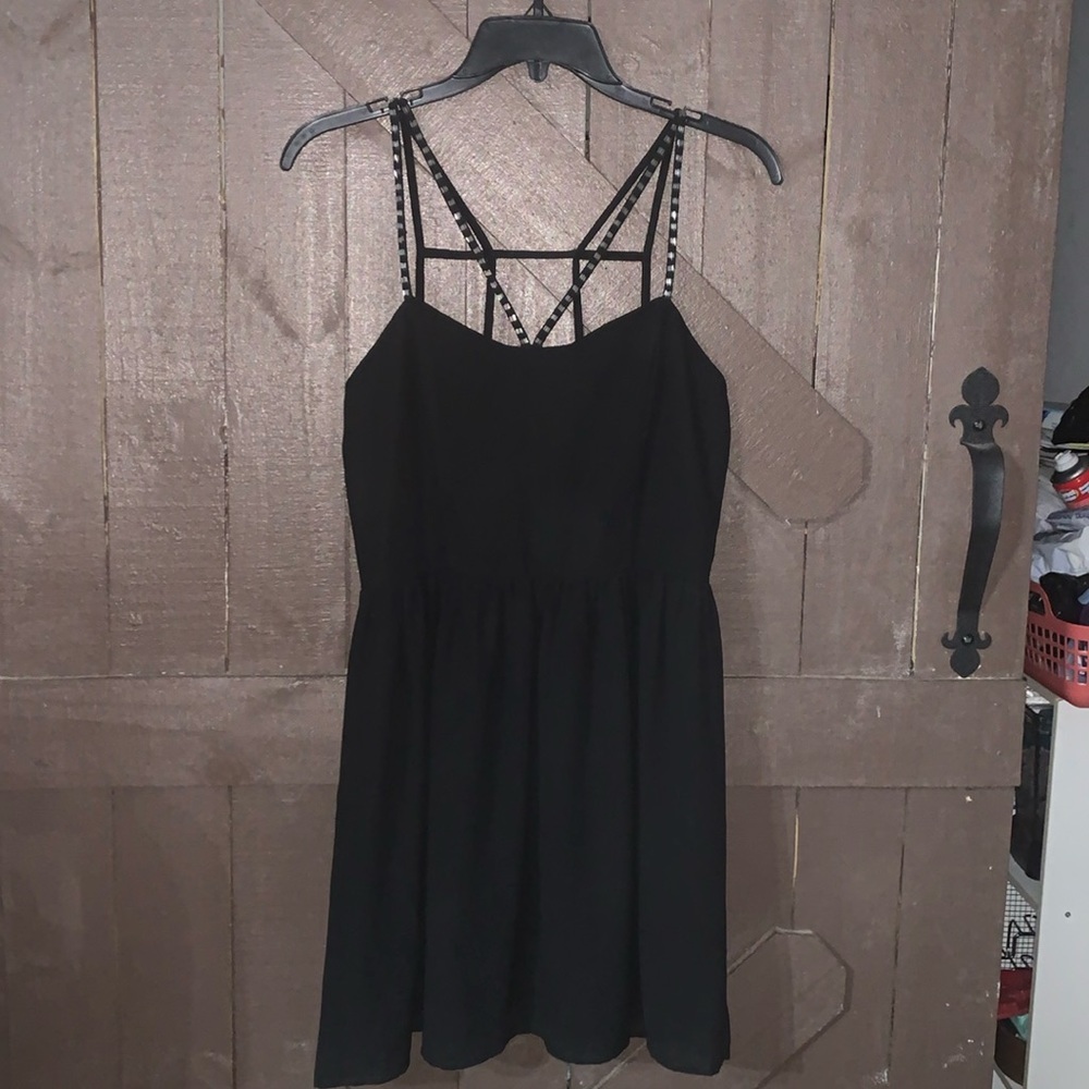 Lovemarks- woman’s dress